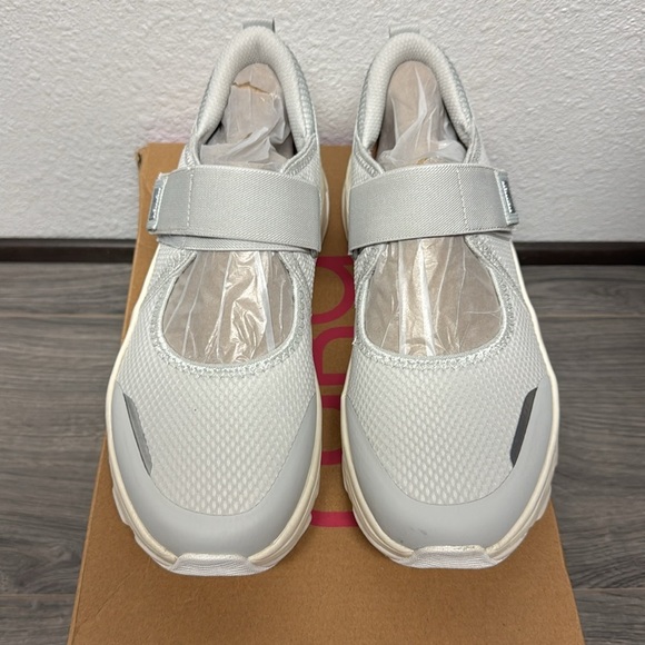 Ryka Made For Women Devotion Max Mary Jane Walking Sneaker (WIDE) - Picture 4 of 12